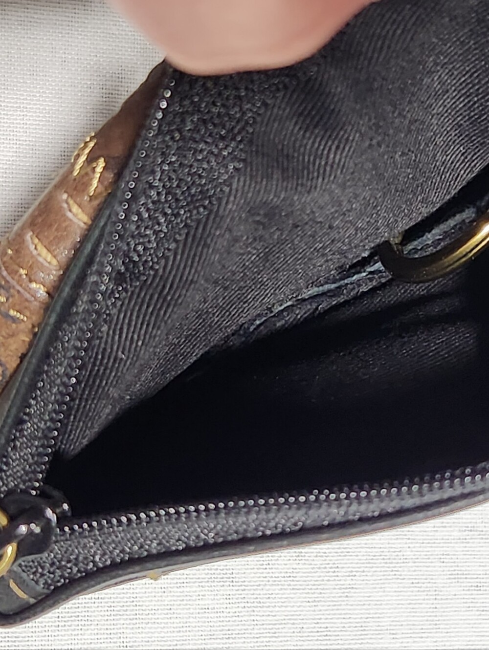 Fossil Coin Wallet Patchwork Leather Black Brown Tan ID Window Key Ring Snap Zip - Picture 8 of 9
